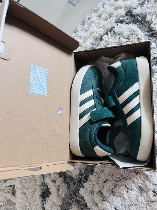 Маратонки Adidas 30 номер