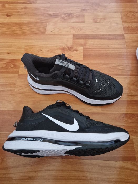 Adidași Nike pegasus original
