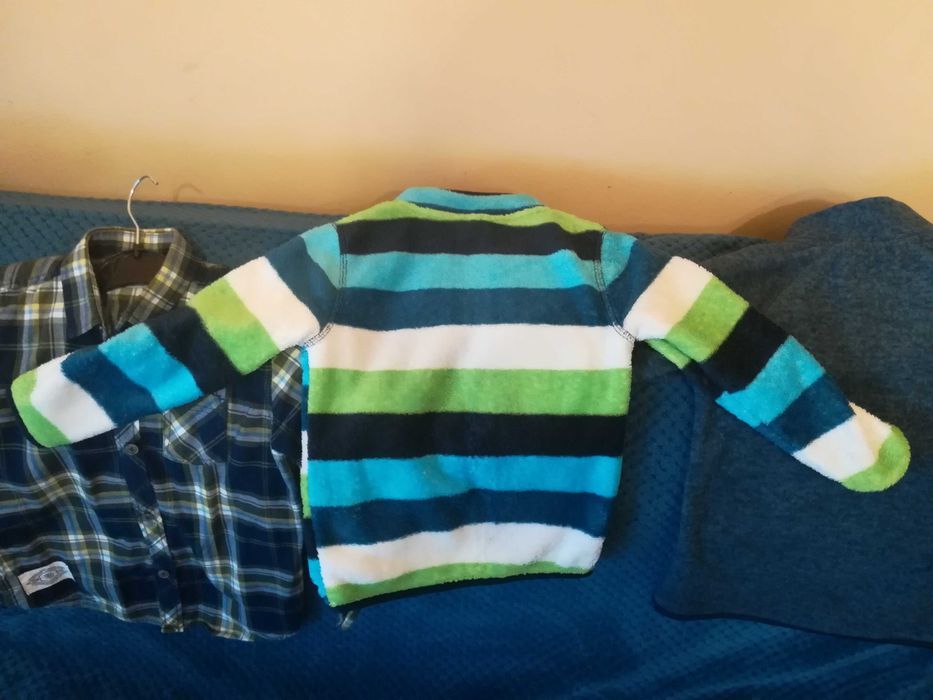 haine copii băieți 4-6ani: hanorac H&M, Lidl și C&A, cămașa Lc Waikiki