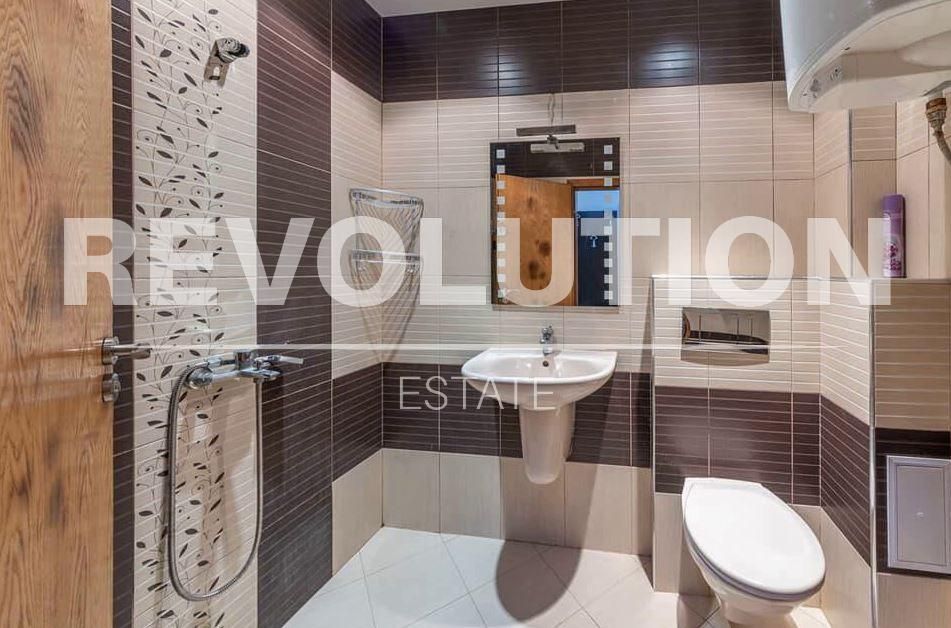 Двустаен апартамент в района на Базар Левски!