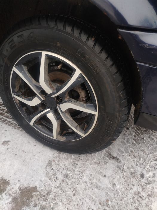 Пассат б4 на хорошем ходу