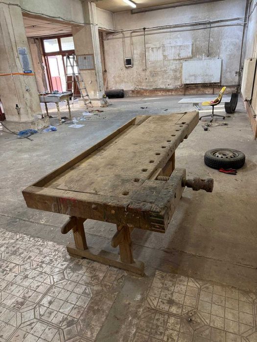 Banc de timplarie (tejghea) veche