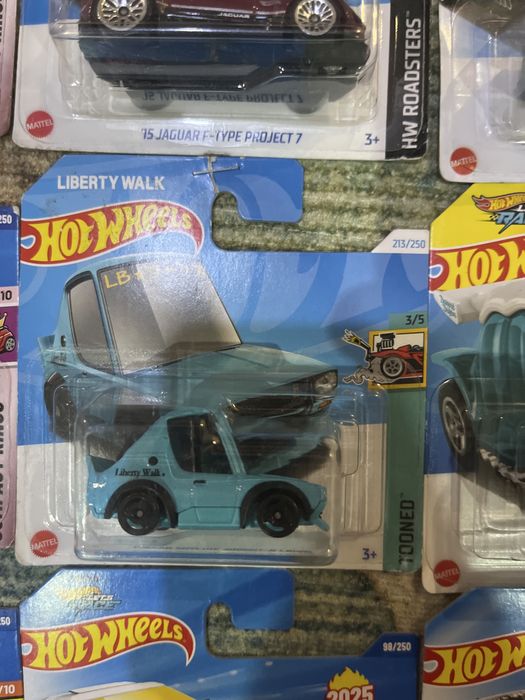 Hotweels кулички