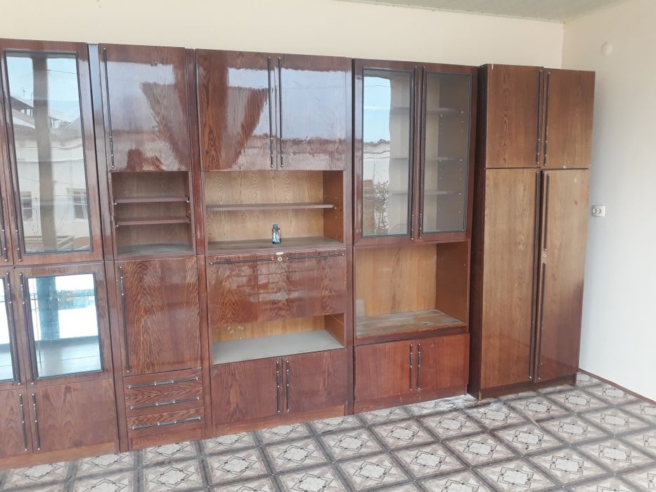 Stenka sotiladi srochna