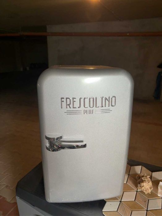 Mini frigider auto Trisa Frescolino Plus 17L, 12V/230V