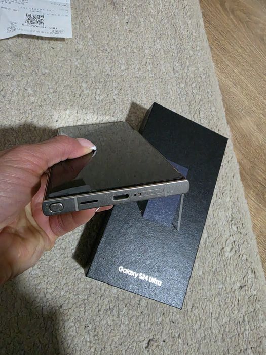 Samsung Galaxy S24 Ultra 256GB - виолетов