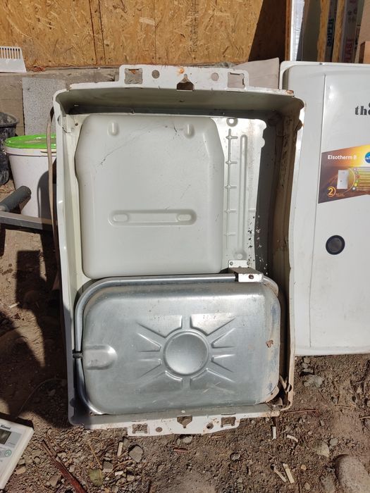 Отопительный котел на стеный