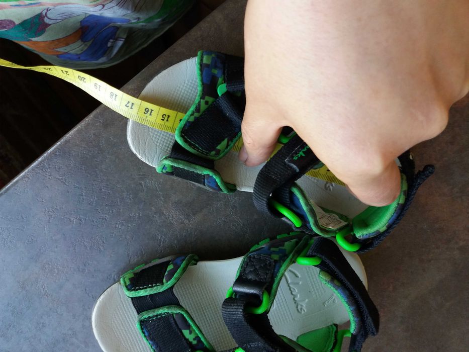 детски сандали,Clarks,летни отворени обувки за момче,номер25