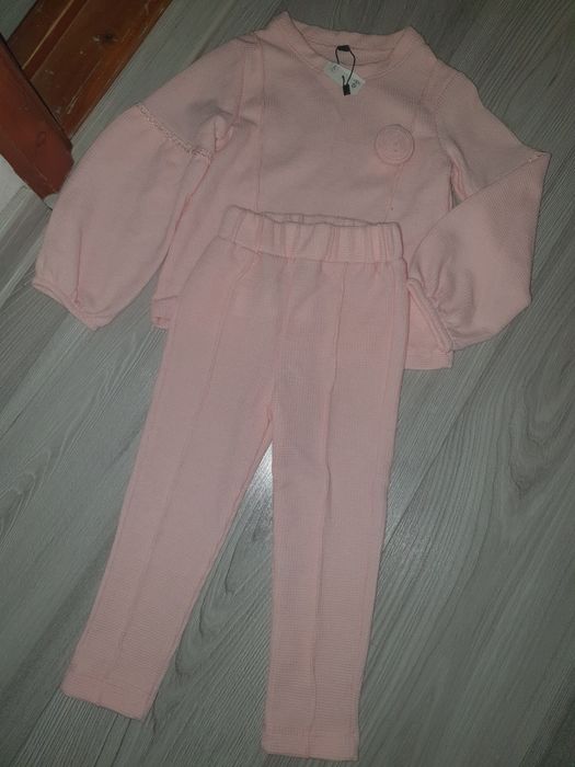 Compleu fetite 4-5 ani