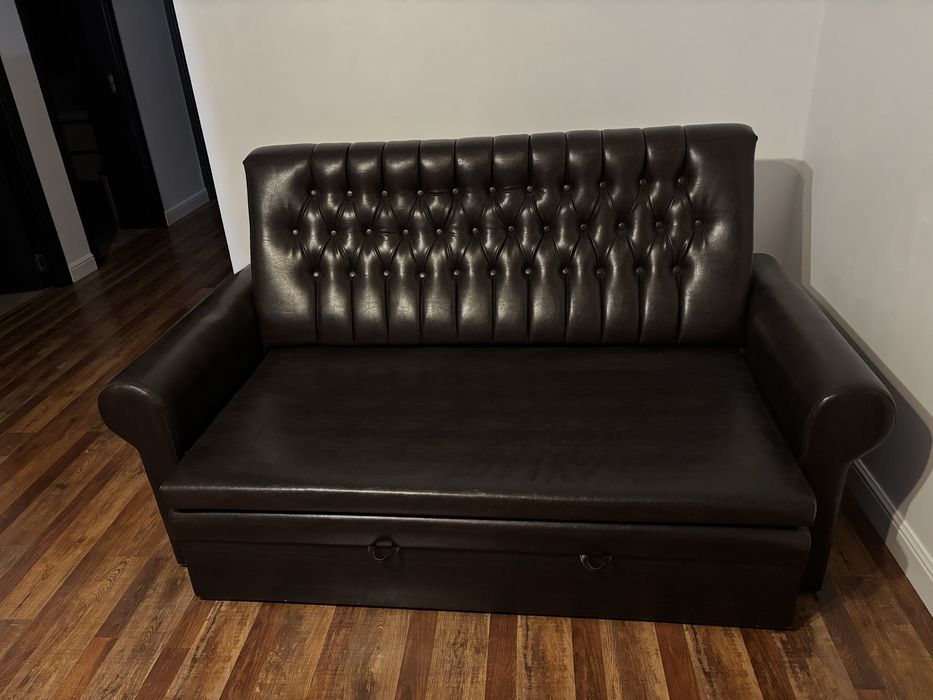 Canapea din piele extensibila