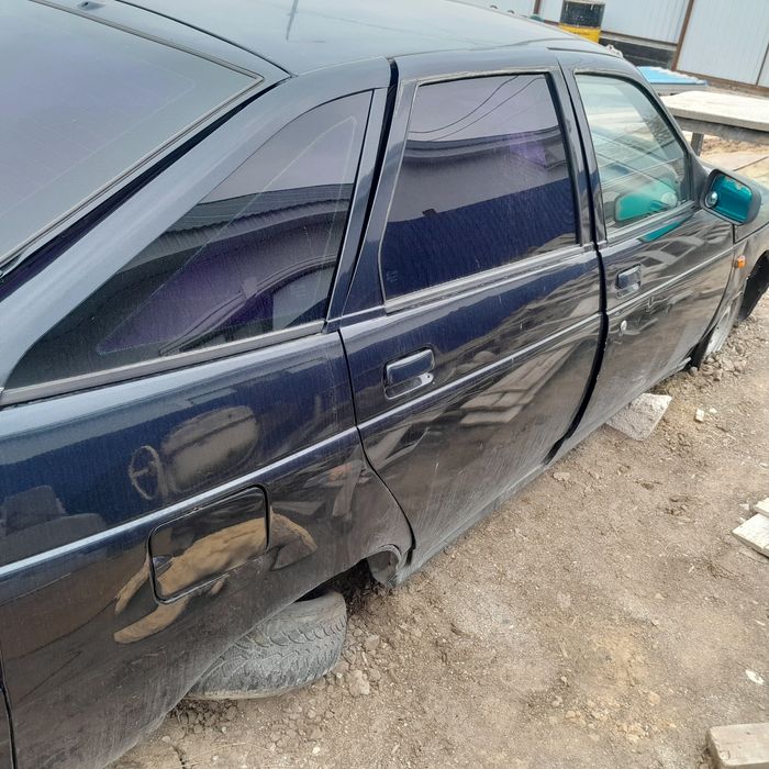 Продается по запчастям ваз 2112