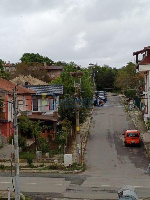 Двустаен апартамент, напълно обзаведен. Луксозно изпълнение