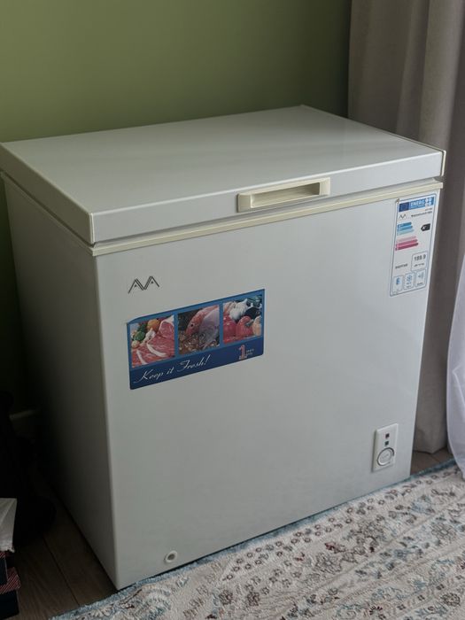 Продам морозильную камеру
