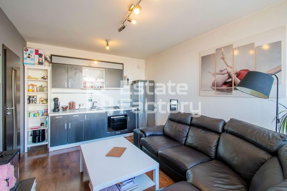 Двустаен апартамент в Манастирски Ливади