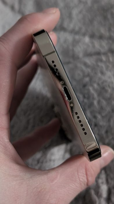 Продам iPhone 12 pro max