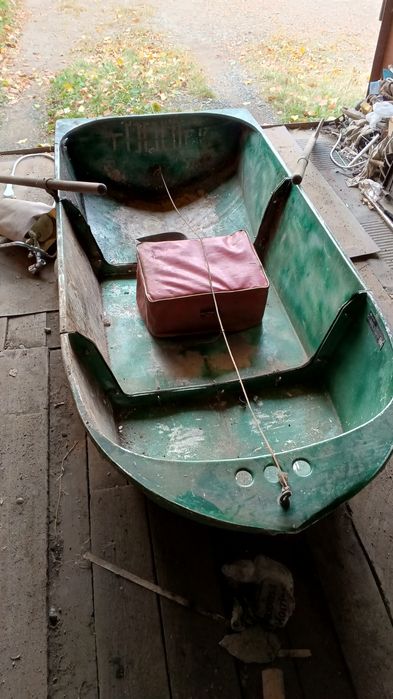 Продам лодку алюминиевую разборную