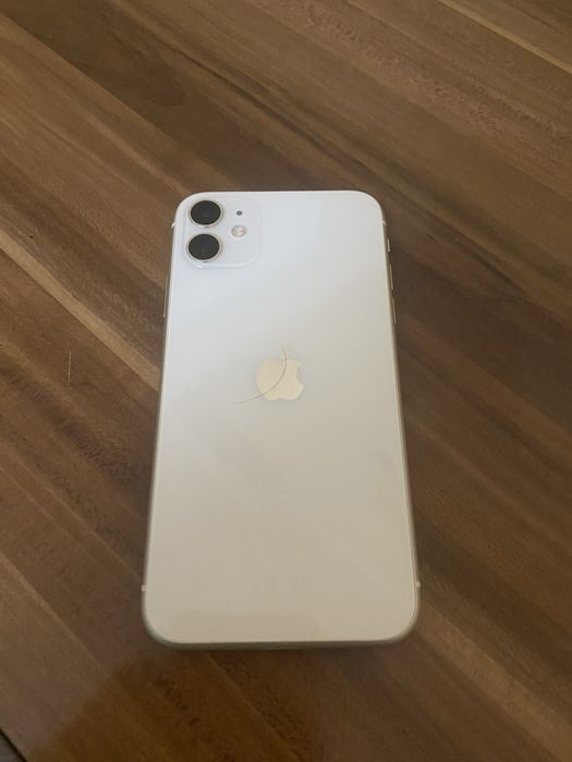 Срочно продам айфон 11 64 гб