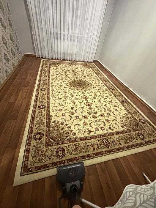 Ковер 2,5*4, в отличном состоянии