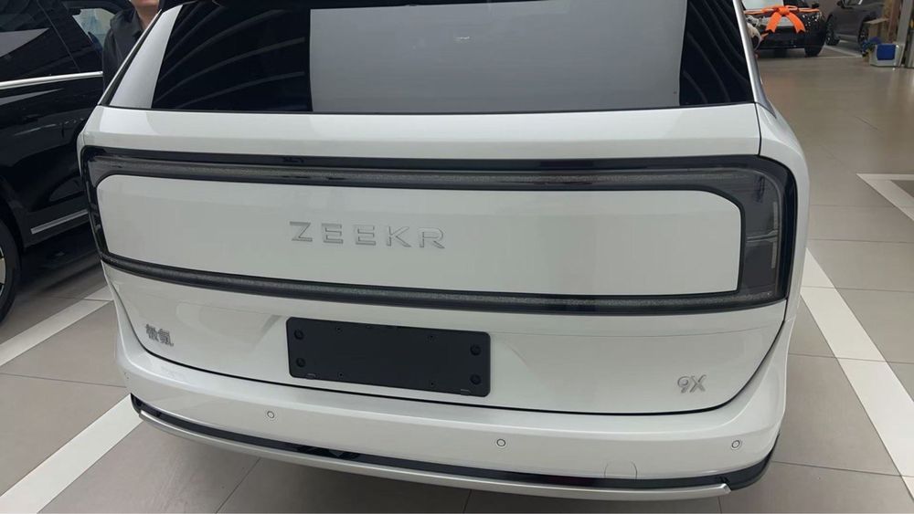 Srochna sotilad Zeekr X ideal yengi masla moshna natarusga tayyor