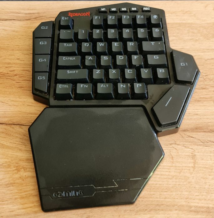 Vand tastatura Redragon