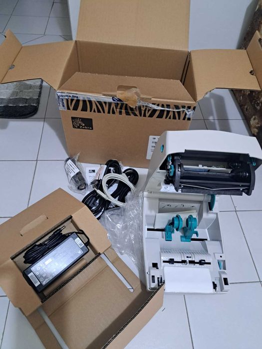 Баркод принтер за печат на етикети ZEBRA GC420t