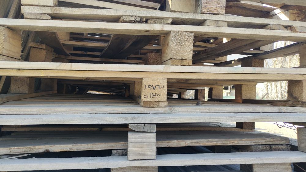 Полеты поддоны бу 150 шт