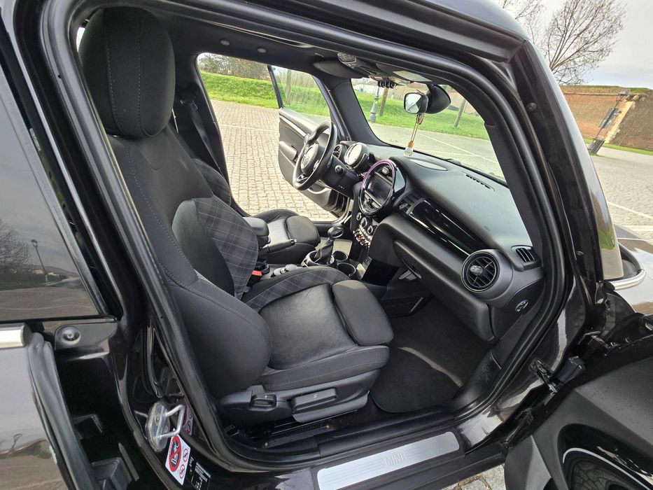 Mini Cooper D 1.5 Diesel – Mic, agil și mai deștept decât pare