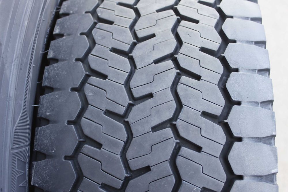 265/70-17.5 Michelin