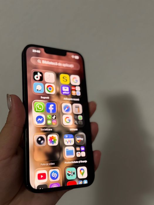 Vând Iphone 13 128 GB