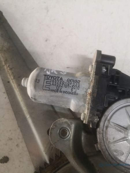 Macara Geam Electric Dreapta Spate Toyota Hilux Vii Pickup (_N1_, _N2_