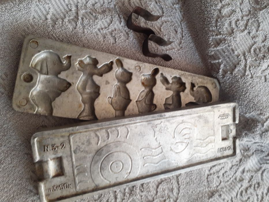 Советская посуда, форма для приготовления петушков