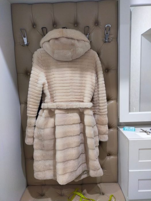 Шуба мутоновая, цигейка