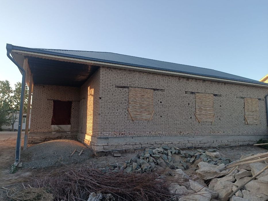 Уй сатилади
Уй сатылады
Бахасы келсимли
Газге рухсатнамасы бар
+9