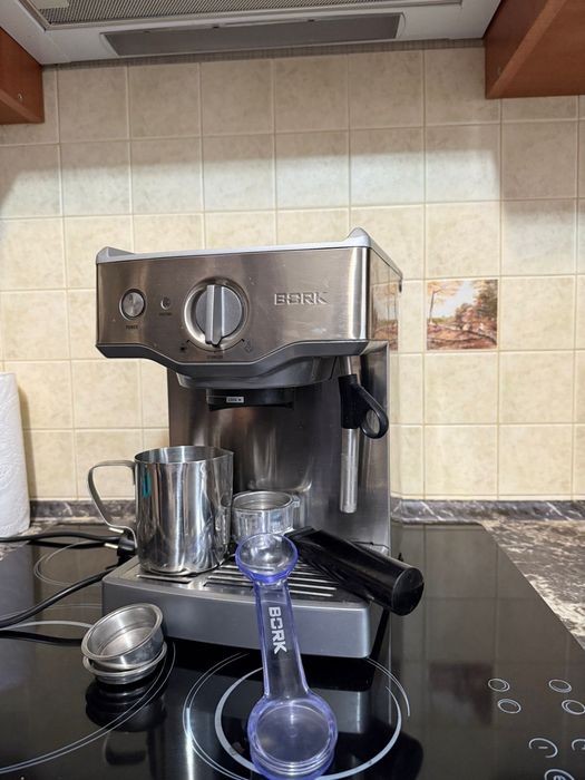 Кофеварка bork c700