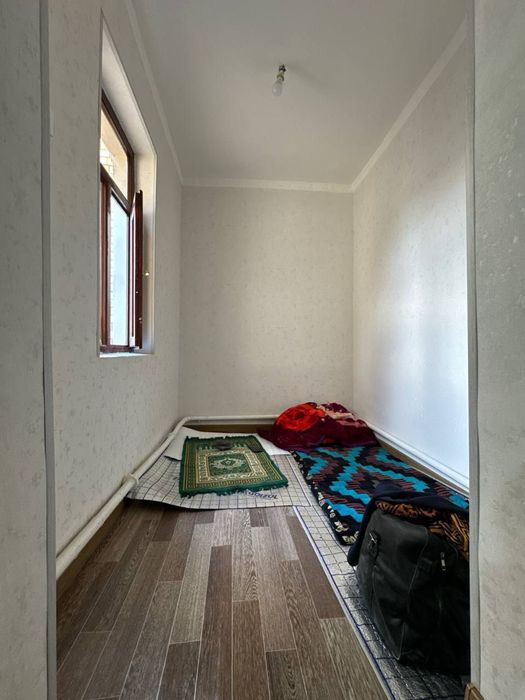 Продается срочно 4х комн дом, с участком 1.8 сотки земли. 100 м²