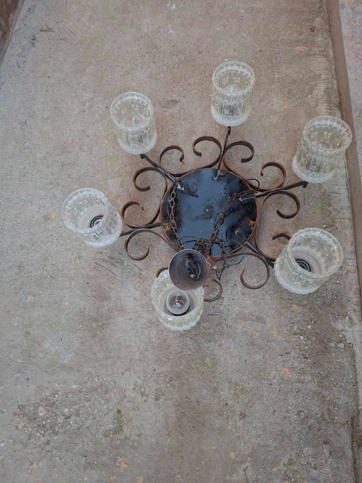 Продавам месингов полюлей