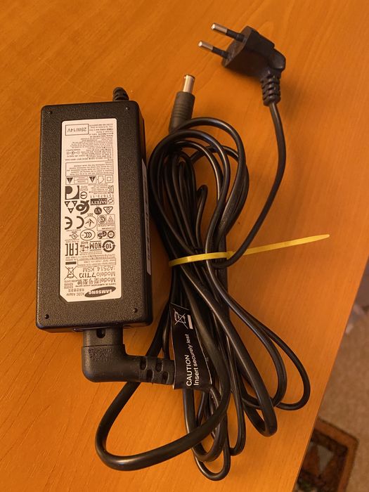 Incarcator laptop original Samsung 14V/25W model A2514