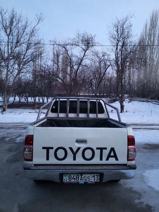 Хайлукс 2014 полный люкс