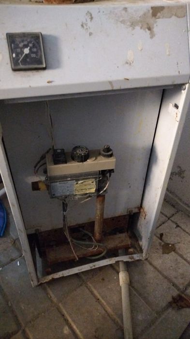 Котел газовый напольный