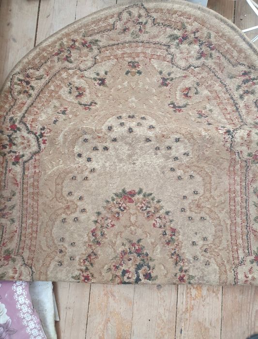 Продам ковры,тюли и шторы