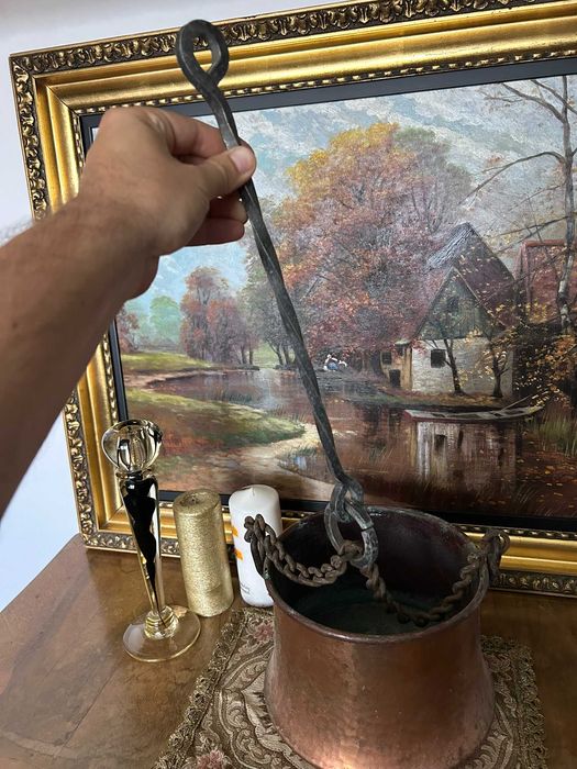 A145 Caldarusa de cupru batut si fier forjat 1,3kg 15x20D cm