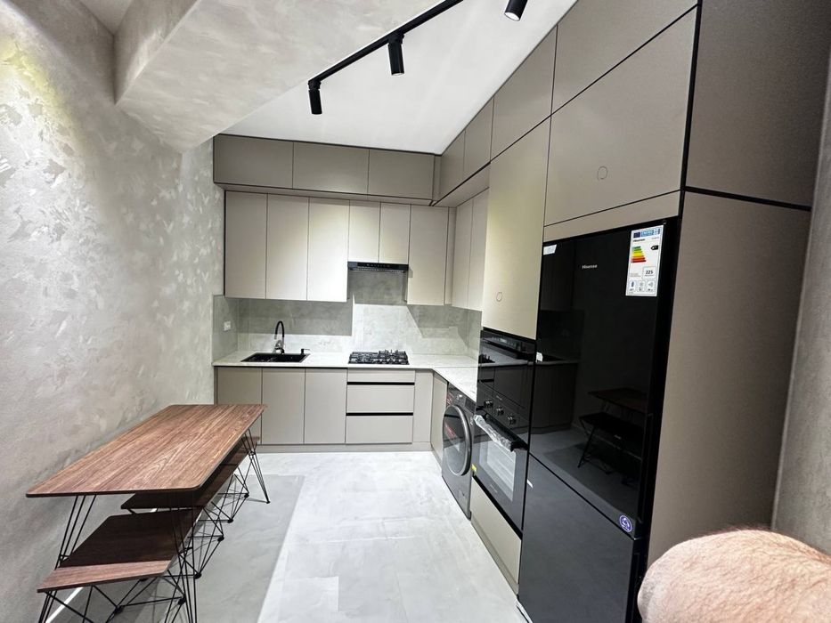 Продается 3х комнатная квартира в Новостройке(Рудакий)