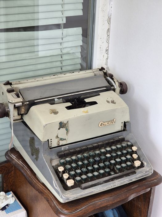 Vand masina de scris Consul