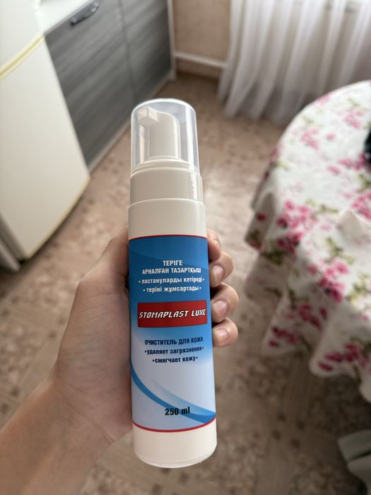 Очиститель кожи