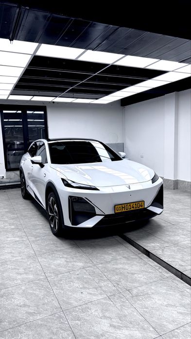 Антигравийная защита автомобиля (ламиниция)