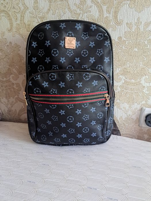 Срочно продам рюкзаки