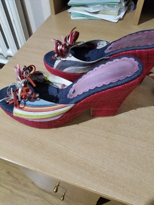 Босоножки женские.39 размер.Испания