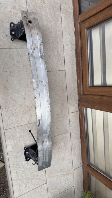 Armatura bară față audi a3 8p facelift