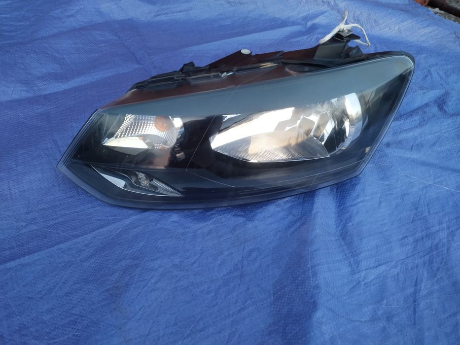Фара левая Volkswagen polo пятое поколение