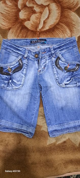 Продаются Женские.  шорты